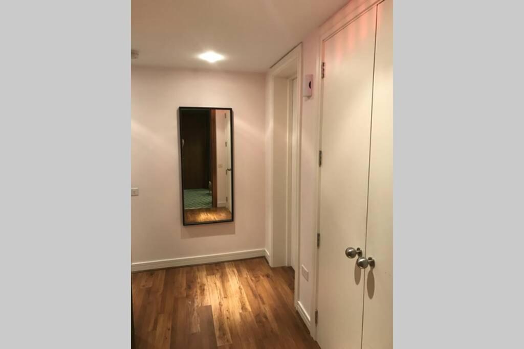 Benji & Milos Apartments Belfast Dış mekan fotoğraf